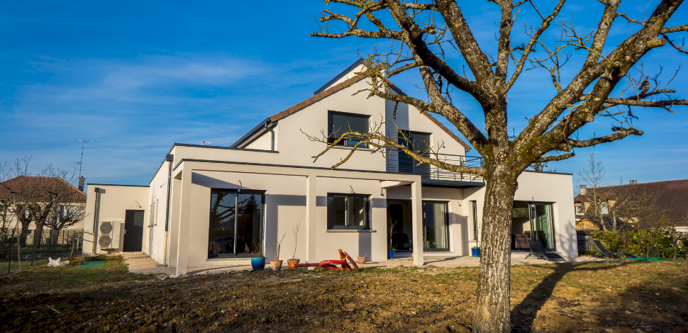 Ravalement de façade au Luxembourg - Avenir Rénovations