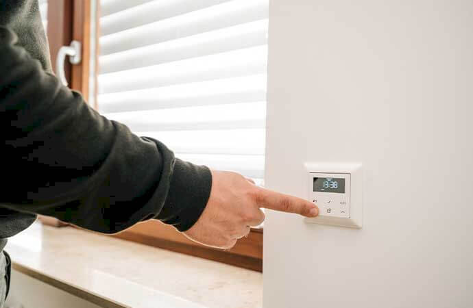 Étapes d’installation d’un volet roulant électrique au Luxembourg