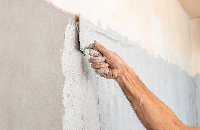 Étapes d’un projet d’enduit à la chaux avec Avenir Rénovations Luxembourg